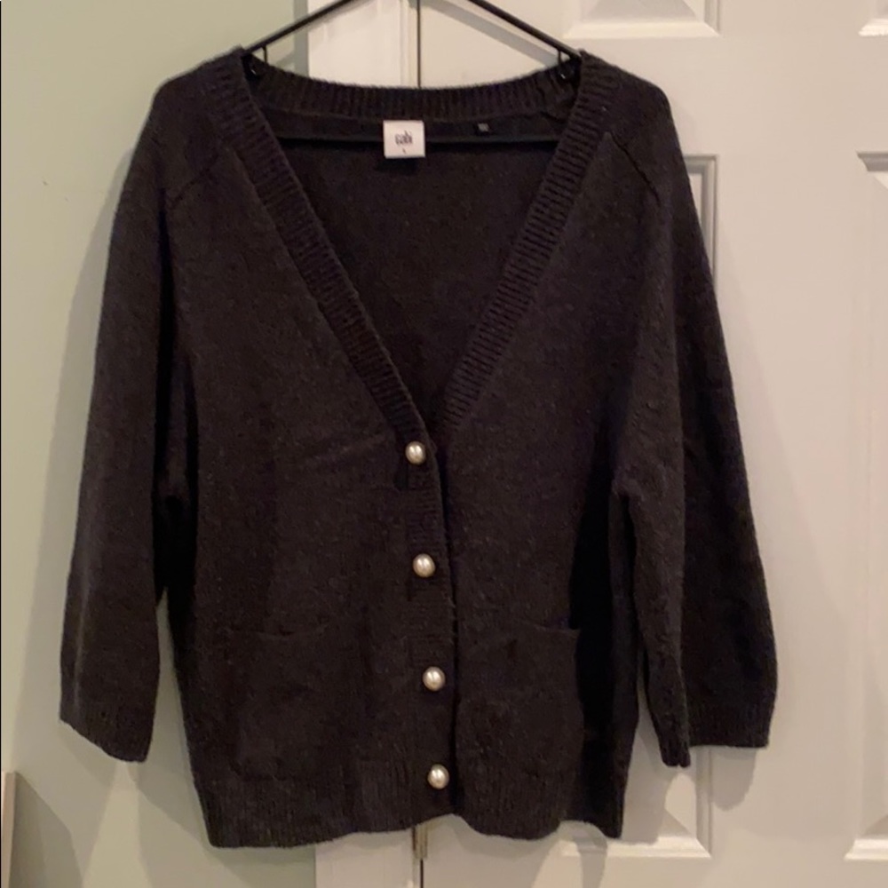 Cardigan sweater with pearl like buttons